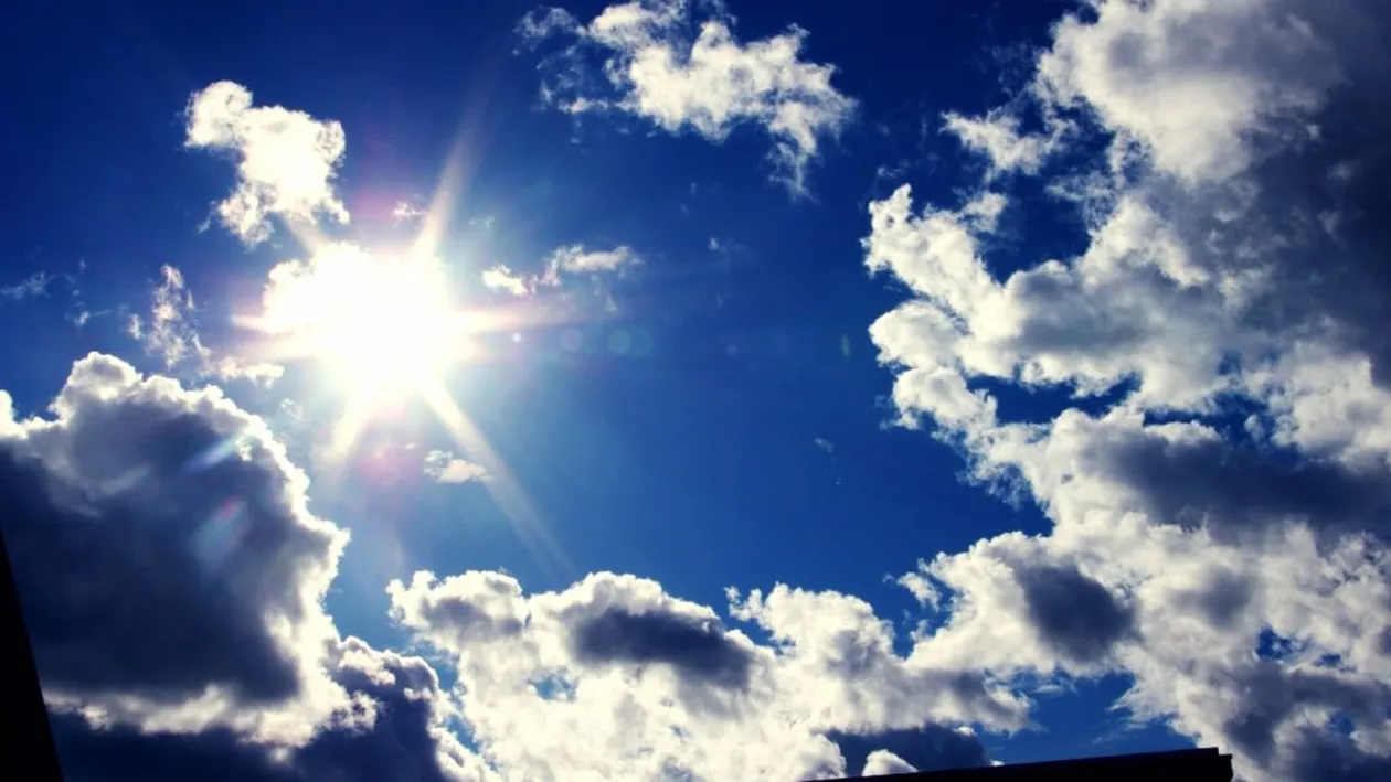 Vremea in Romania: Cod galben de ploi și vijelii pentru mare parte din țară