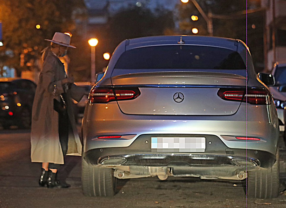 Emily Burghelea a primit de la iubitul său un Mercedes GLE Coupe de 60.000 de euro