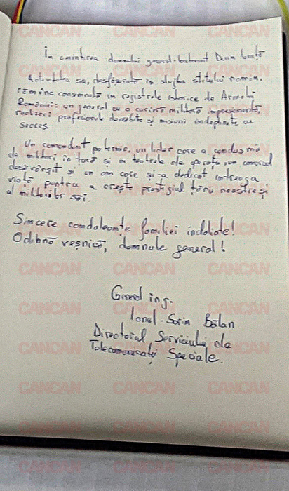 Imagini de la priveghiul generalului Dorin Ioniţă. Ce i-au scris apropiaţii în cartea de condoleanţe