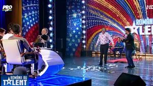 Nelson Mondialu' a aruncat cu banii pe scena de la Romanii au talent! Smiley a venit sa-i fure banii: "Dansul a fost MONDIAL"