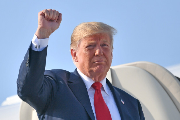 Un agent FBI a fost concediat după ce l-a criticat pe Donald Trump prin intermediul unor mesaje