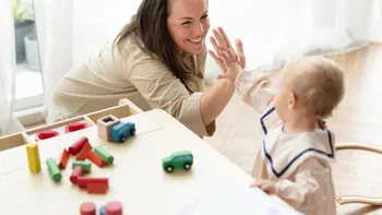 Ce salariu are o bonă în România. Cât câștigă lunar, de fapt