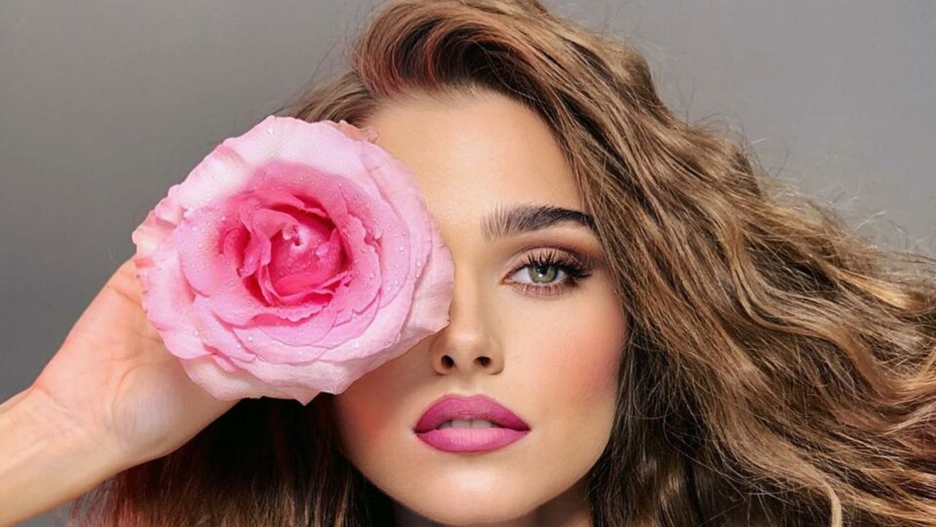 Theo Rose, cele mai noi imagini cu burtica de gravidă. Artista și-a uimit fanii cu cea mai sexy ținută!