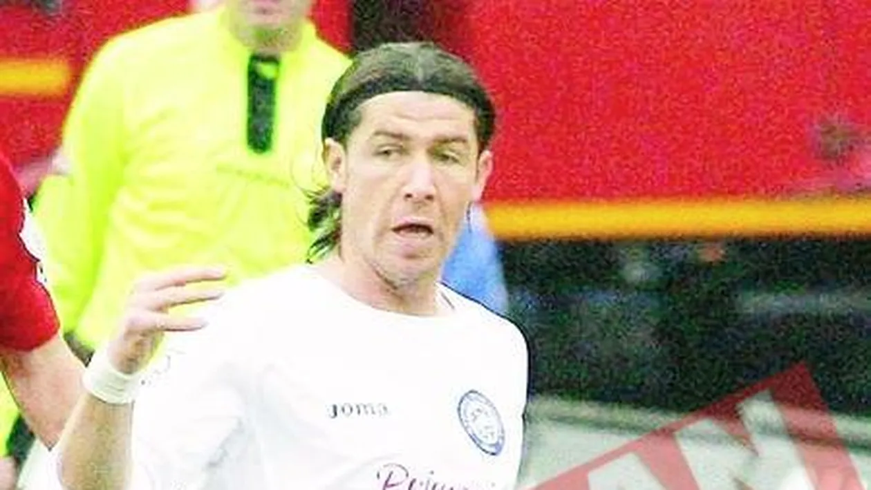 Prietena lui Mara a vrut sa sparga televizorul