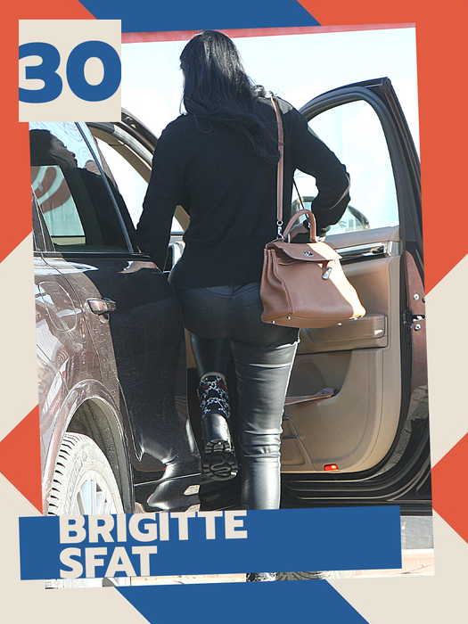 TOP 40 sexy-vedete cu pantalonii care le pocnesc pe posterior! Asta da bătălie pentru podium!