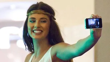 Antonia se pregateste sa joace in Jurnalele Vampirilor! Crezi ca i s-ar potrivi mai bine: un rol negativ sau unul pozitiv?