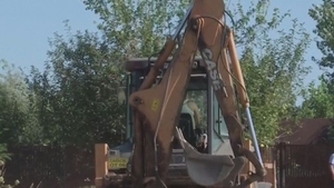 Ce a declarat un excavatorist care a săpat ieri în curtea lui Gheorghe Dincă: "A venit un..."