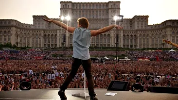 Magulitor! Bon Jovi si-a pus Cover Photo pe Facebook fotografia facuta la Bucuresti!