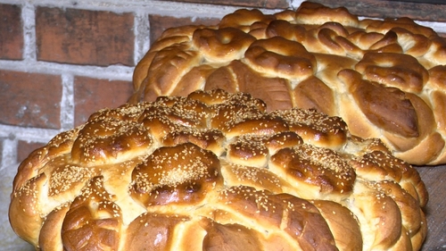 De ce e bine să faci semnul sfintei cruci pe alimente, înainte de a le mânca