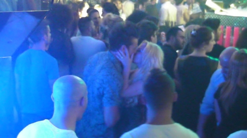 A sedus un salvamar in club, dar nu vrea o relatie cu el! Simona Trasca: "Vara nu ma indragostesc, doar ma distrez!"