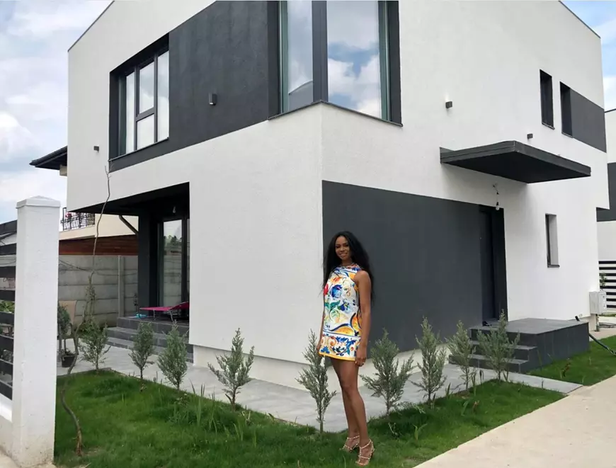 Laurette și-a scos casa la vânzare vila din Tunari /Foto: Instagram