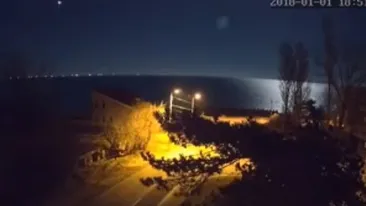  Fenomen straniu deasupra Mării Negre: „Obiectul a lăsat în urmă o flacără...”