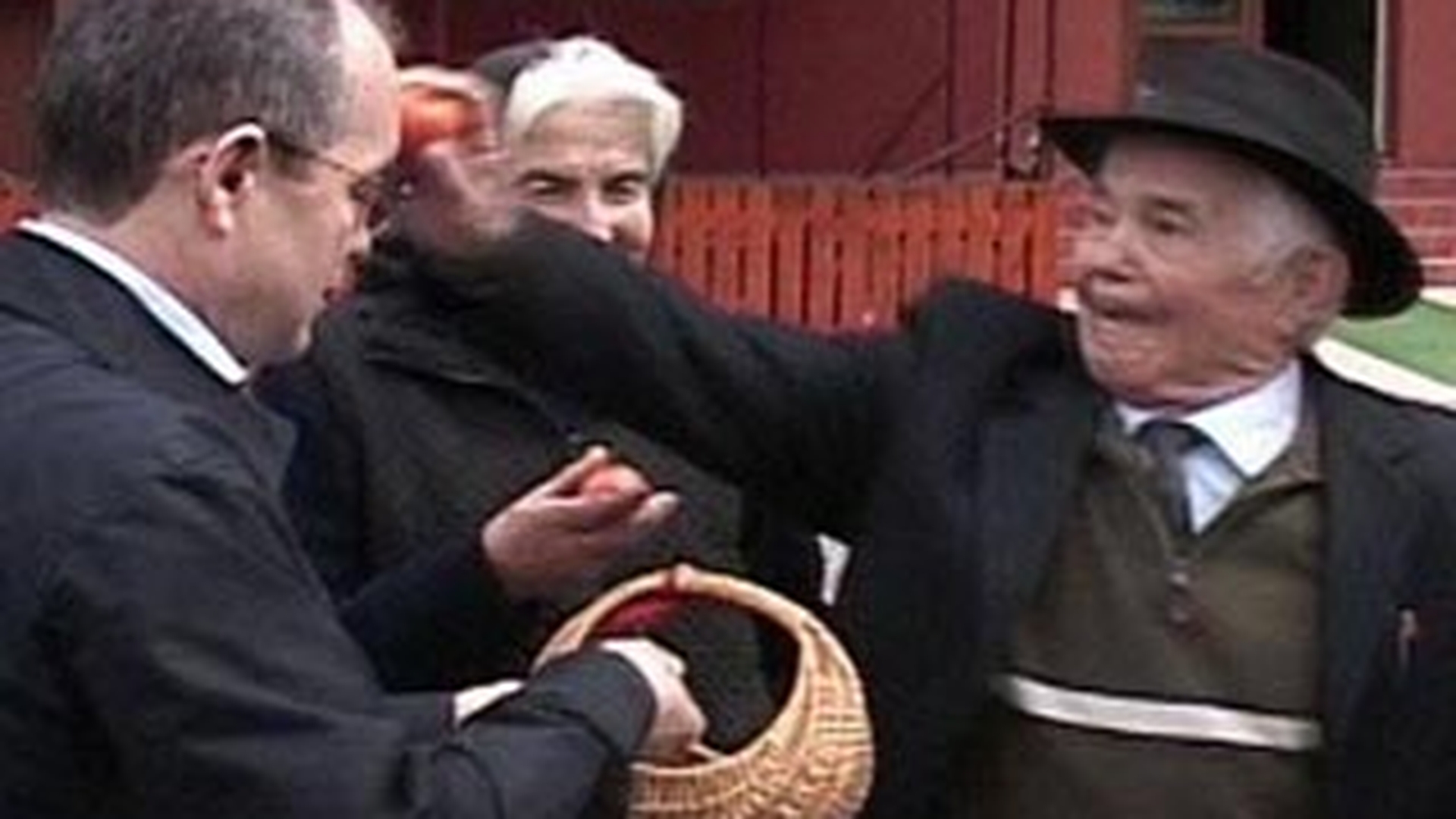 VIDEO Tatal premierului Emil Boc va fi inmormantat maine!