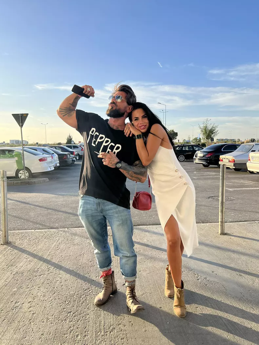 Cine îi mai înţelege?! Andrei şi Cristina au plecat în vacanţă şi tocmai au confirmat