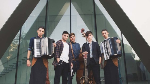 Doliu în lumea muzicii! Solistul unei trupe care a participat la ”Românii au talent” s-a sinucis