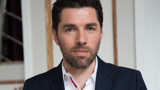 Alex Dima a creat un ghid pentru „turism civilizat“ după o zi petrecută pe litoralul românesc: ”Ştiu, n-avem drumuri. Dar nici bun simţ“
