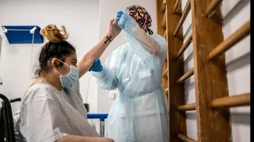 Ce a pățit o femeie de 28 de ani e greu de imaginat! Nu a crezut că se poate infecta dar după 69 de zile de comă a căzut cerul pe ea: ”Uitați unde sunt acum!”