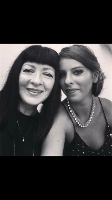 Neti Sandu și nepoata sa, Alice Kapelovies