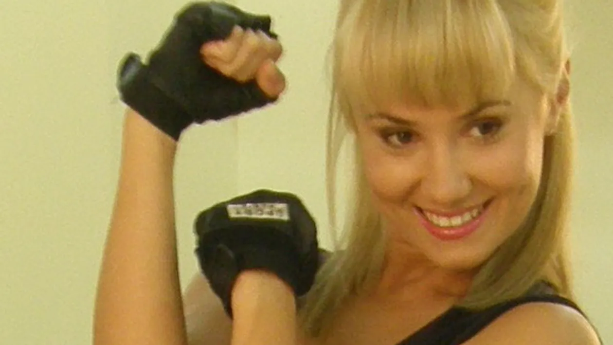 Ma simt ca un balon S-a ingrasat foarte mult in timpul sarcinii si tine mereu ASTA in geanta, din cauza poftelor