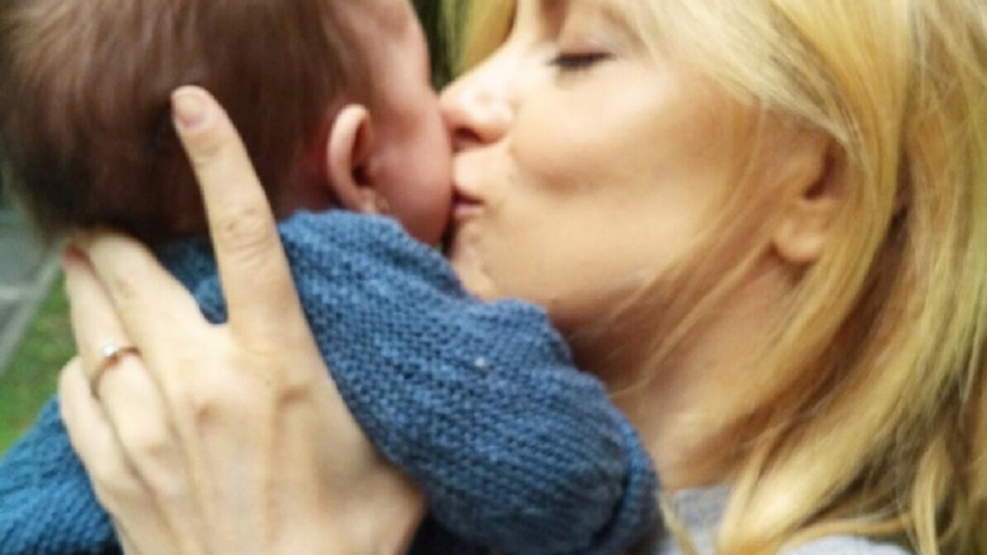 Simona Gherghe, la plimbare cu fiica ei! Privirile tuturor au rămas la un alt detaliu care apare în poză