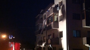 Panică în Capitală! Un incendiu puternic a mistuit un apartament din zona Fundeni
