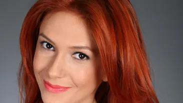 Natalie Portman in rolul Adelei Popescu