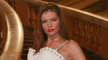 Irinel o face prostituata pe Moni! A atasat la dosar tarifele practicate de ea inainte sa fie cu el