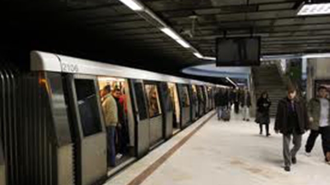 ULTIMA ORA! Alarma cu bomba la statia de metrou Unirii. Calatorii au fost evacuati