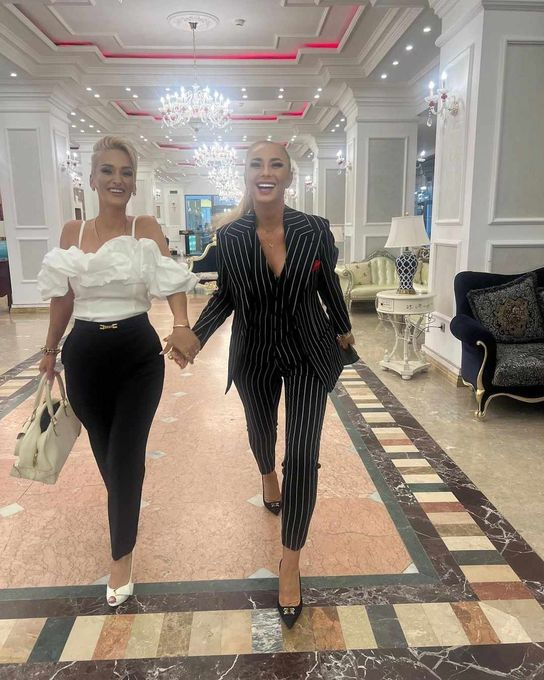 Gabriela Lucuțar și Anamaria Prodan / Foto: Instagram