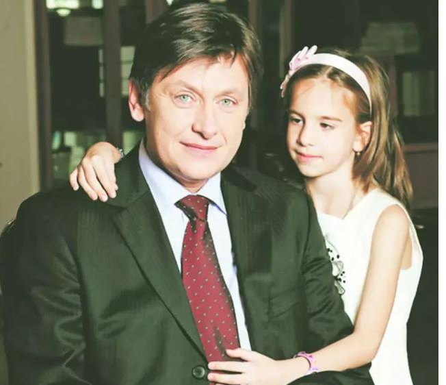 Crin Antonescu și Irina, fiica lui/ sursă foto: social medai