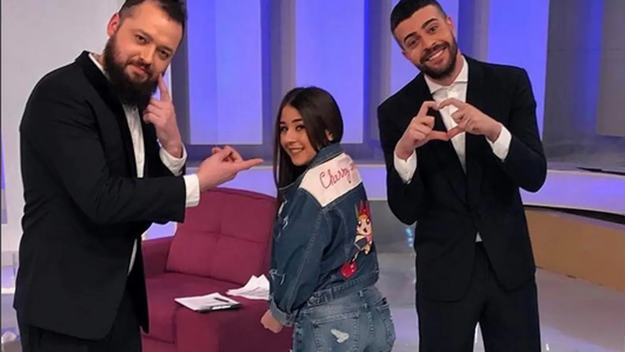 Ea a ordonat, el s-a conformat! Speak şi Nicole Cherry, declaraţii de iubire pe internet