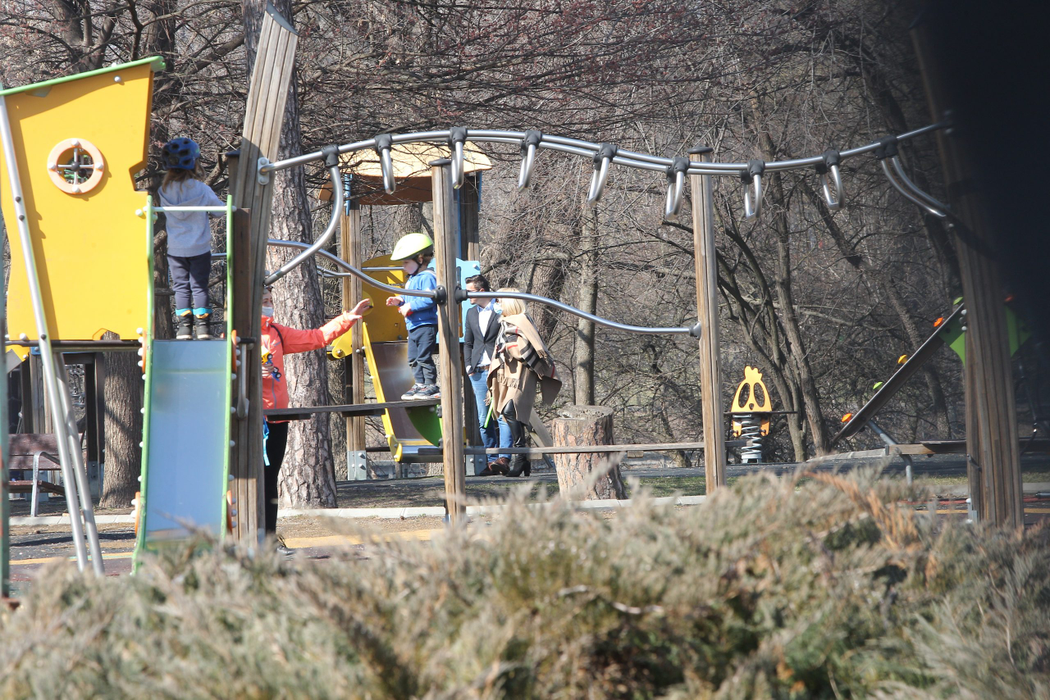 Fosul ministru al Turismului s-a relaxat în parc după ce a primit sentința