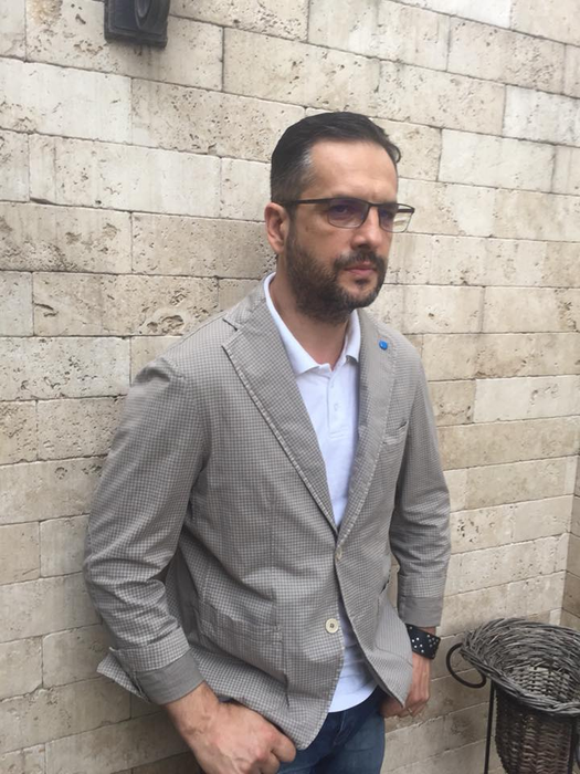 Mădălin Ionescu este bolnav! Vedeta s-a internat de luni, în mare secret. Ce diagnostic a primit