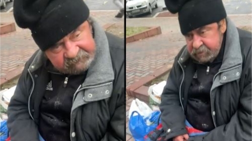 Povestea de viață a lui David, omul străzii care vorbește engleza la perfecție. Cum a ajuns să doarmă pe o bancă