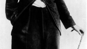 Cine a fost Charlie Chaplin cu adevarat? Originea lui e invaluita in mister si certificatul lui de nastere nu exista!