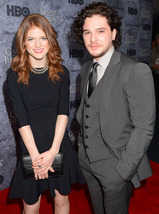 Doi dintre cei mai îndrăgiți actori din „Game of Thrones”, Kit Harington şi Rose Leslie,  urmează să se căsătorească! Când va avea loc mult așteptatul eveniment