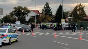 Fiul femeii care a murit pe trecerea de pietoni din Berceni parcă a prevestit tragedia. Ce a făcut în acele momente