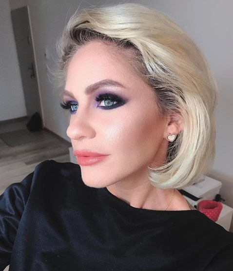Hannelore de la Insula Iubirii, schimbare radicală de look. A renunțat la blond și este de nerecunoscut