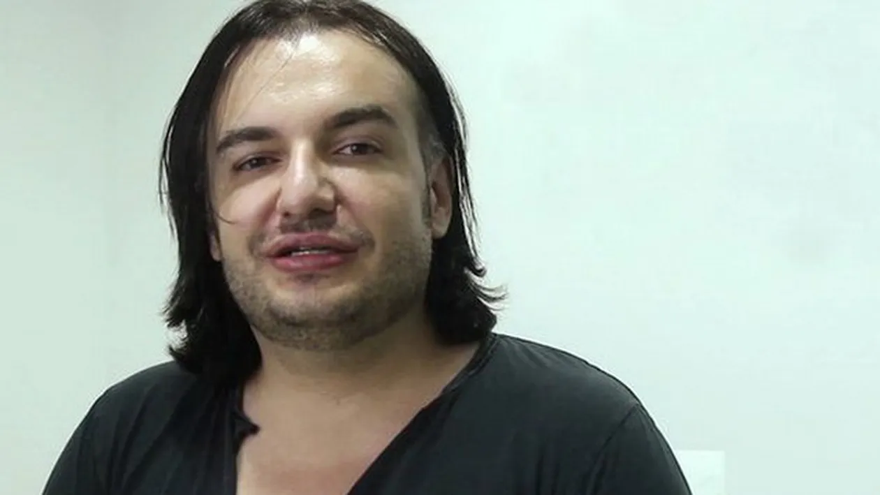 Am aflat crudul adevar! Imagini in premiera cu designerul Razvan Ciobanu, dezbracat pe plaja!