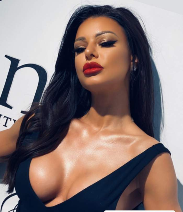 Ana Maria Mocanu trece printr-o perioadă grea! După scandalul cu fostul iubit, acum întâmpină și probleme de sănătate. Ce a pățit fost asistentă TV
