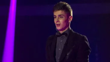 Voi ati decis pe cine faceti vedeta! Stefan Stan e mult mai tare decat Andrei Leonte