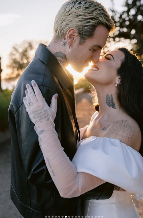 Demi Lovato și Jutes s-au căsătorit! Primele imagini cu artista în rochie de mireasă