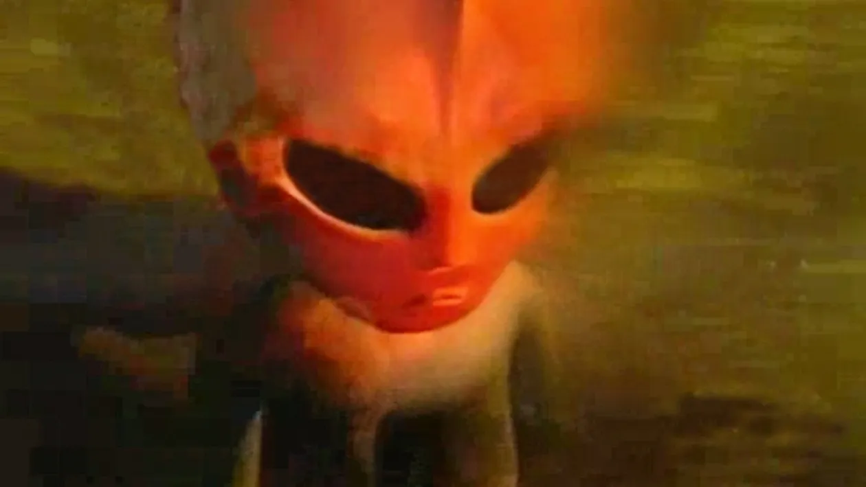 PRIMUL EXTRATERESTRU care se lasă FILMAT? Imaginile care au CUTREMURAT lumea în 2018. VIDEO SENZAŢIONAL