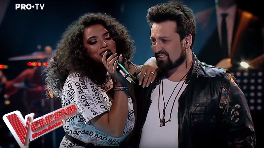 Ce mesaje a primit Adriana Simionescu în timp ce era Vocea României la TV! Fiica lui Adi Minune s-a calificat în live-urile competiției de la Pro TV