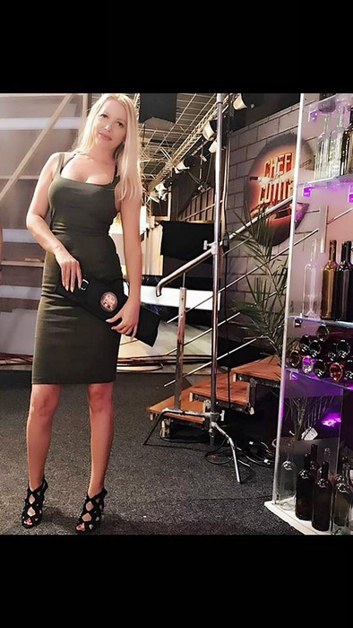 Nuntă mare în showbiz-ul românesc! Celebra cântăreața a fost cerută de soție: „Am spus da. Am și plâns, chiar nu mă așteptam!”