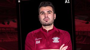 Mihai Iosif –out, Adrian Mutu –in: „Mă bucur să fiu aici!”