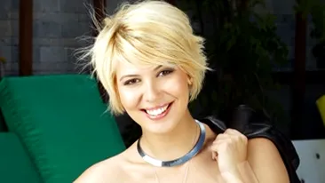 Fosta iubita a lui Bendeac si-a schimbat complet lookul pentru un rol: Eram satena cu parul lung, acum sunt blonda tunsa scurt si nu regret nicio secunda