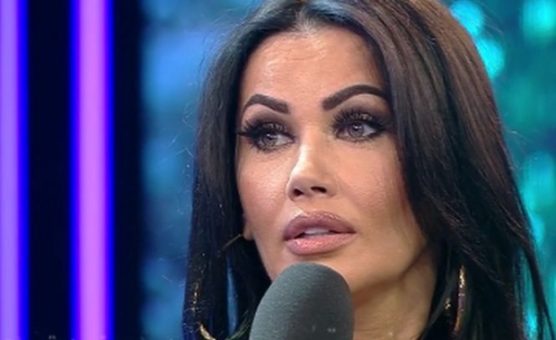 Oana Zăvoranu, exercițiu de sinceritate