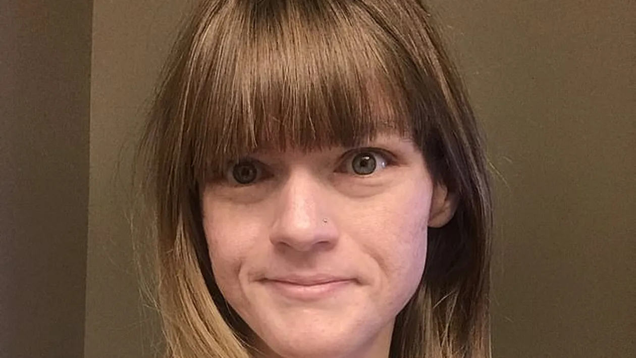 Transformare incredibilă! O tânără a reușit să slăbească peste 120 de kilograme într-un timp scurt. Ce a determinat-o să își schimbe stilul de viță