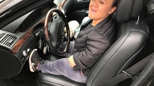 Ce s-a întâmplat cu văduva ”Piticului Colorado” la un an de la moartea acestuia. A reuşit să...